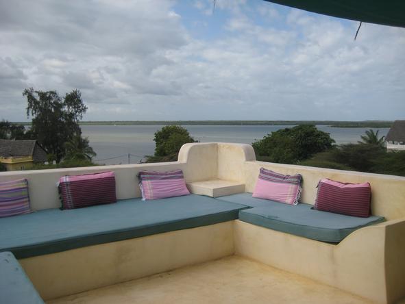 Banana House - Lounge2 